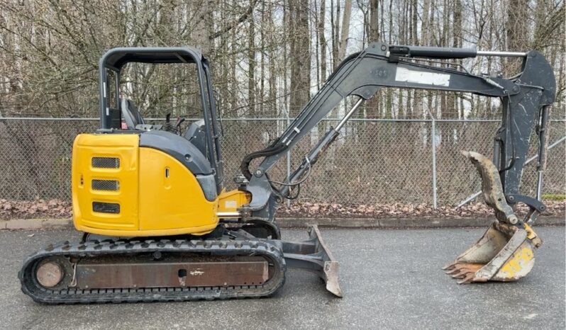 2017 John Deere 50G full