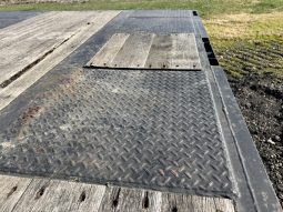 2000 Dynaweld Drop Deck Trailer full