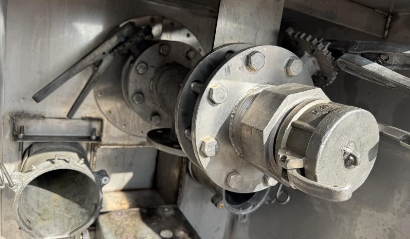 2003 Polar Tanker full