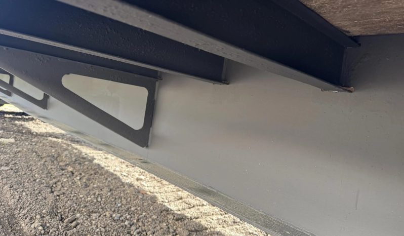 2000 Dynaweld Drop Deck Trailer full