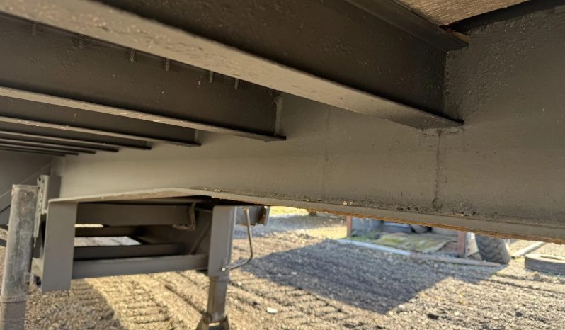 2000 Dynaweld Drop Deck Trailer full