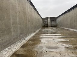 1984 EAST 33 ft x 96 in End Dump Trailers full