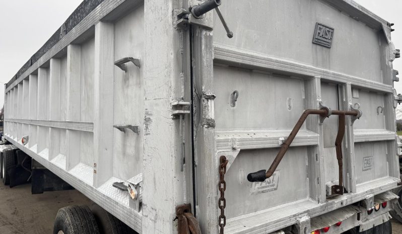 1984 EAST 33 ft x 96 in End Dump Trailers full