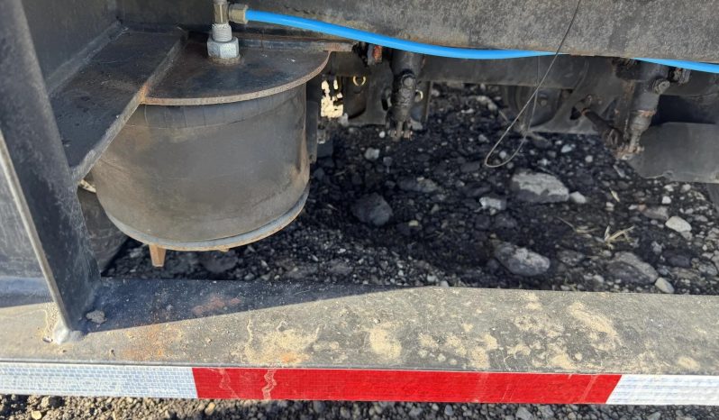 2000 Dynaweld Drop Deck Trailer full