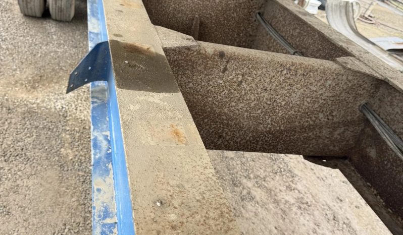 1984 EAST 33 ft x 96 in End Dump Trailers full